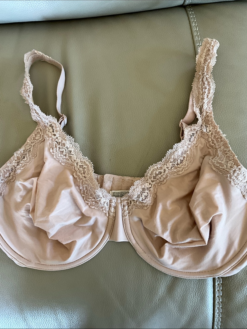 Wacoal Nude Lace Trim Underwire Bra